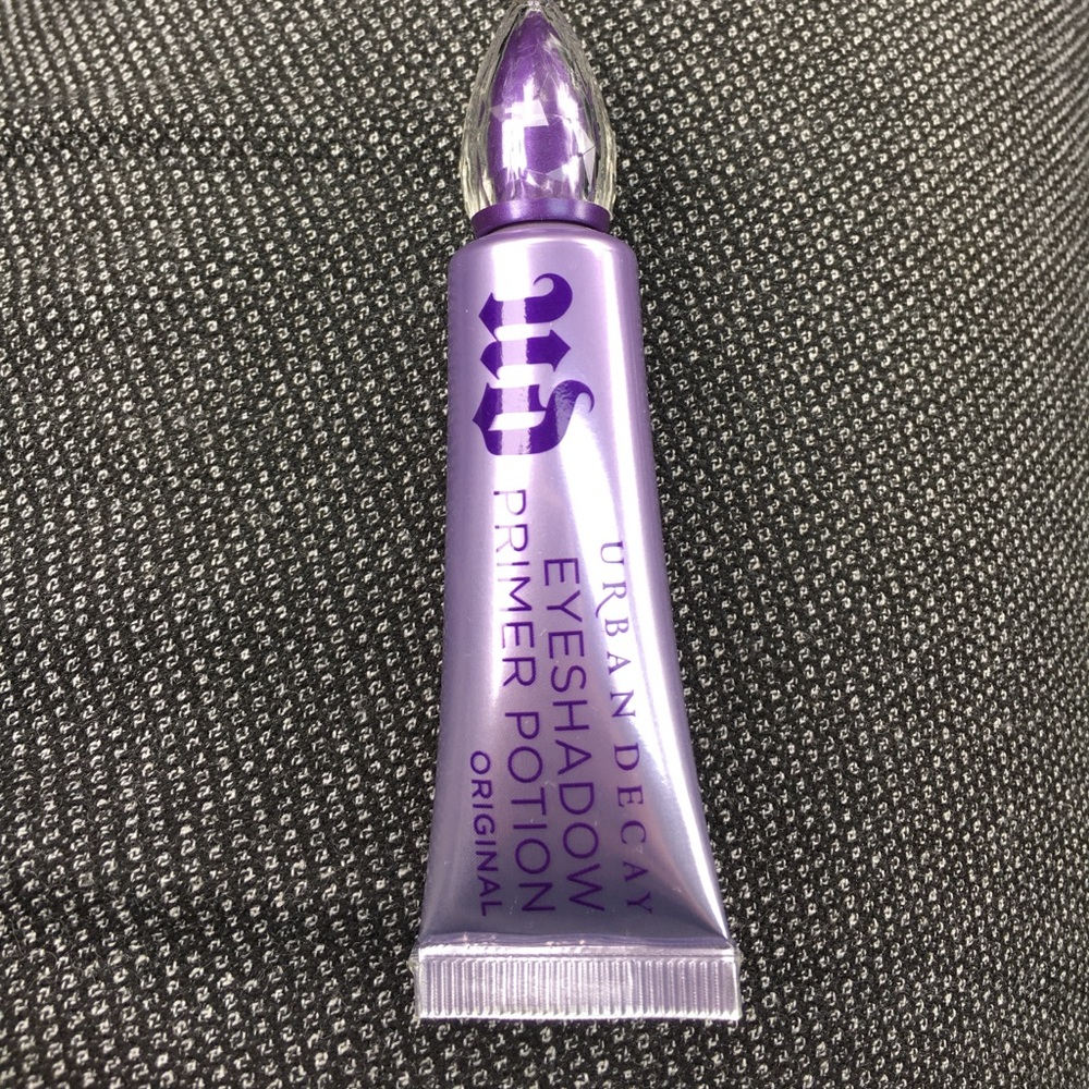 Urban Decay Eyeshadow Primer Potion