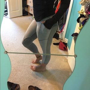 lululemon light lavender crops