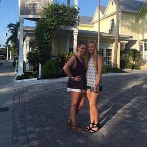 Meet your Posher, Taylor