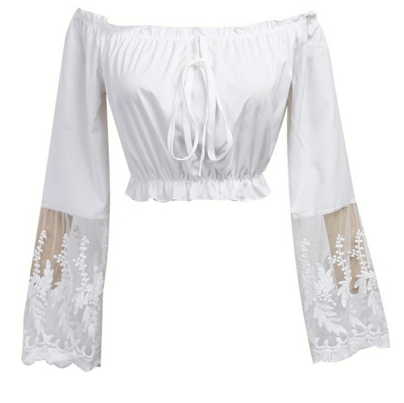 πΈOff Shoulder White Crop Top - Picture 2 of 3