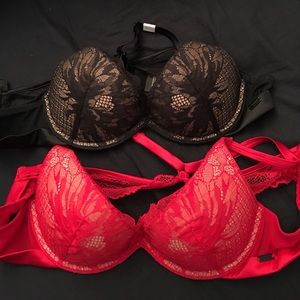 2 Calvin Klein push up 32b
