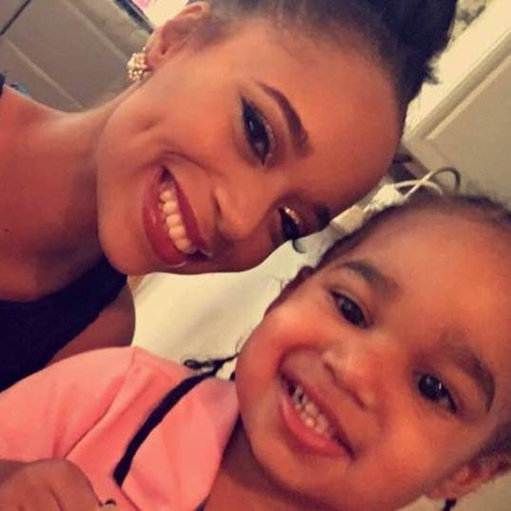 Meet your Posher, Joy