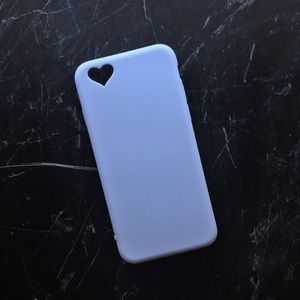 🚨SALE🚨White Camera Cutout iPhone 6/6S Soft Case