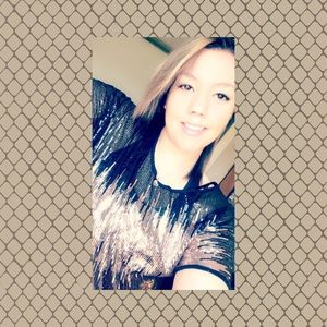Meet your Posher, Desiree
