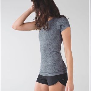Lululemon run swiftly t in heathered slate