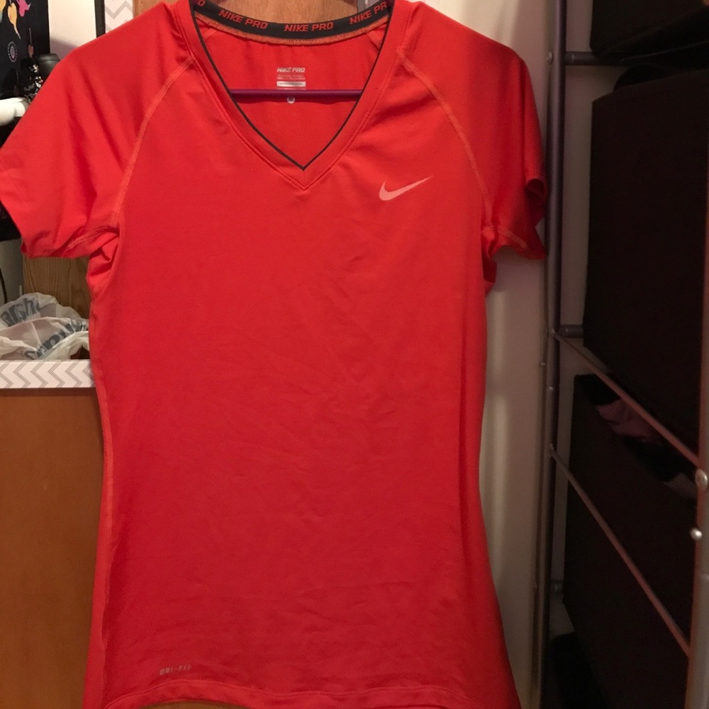 Nike Pro Workout Top