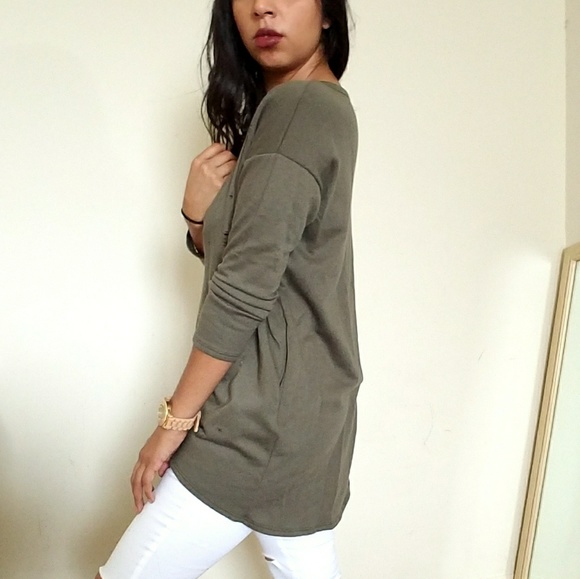 DARK OLIVE DEEP V DISTRESSED TOP - Picture 2 of 4