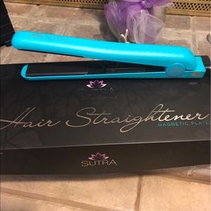 Sutra 100% Ceramic Hair Straightener.