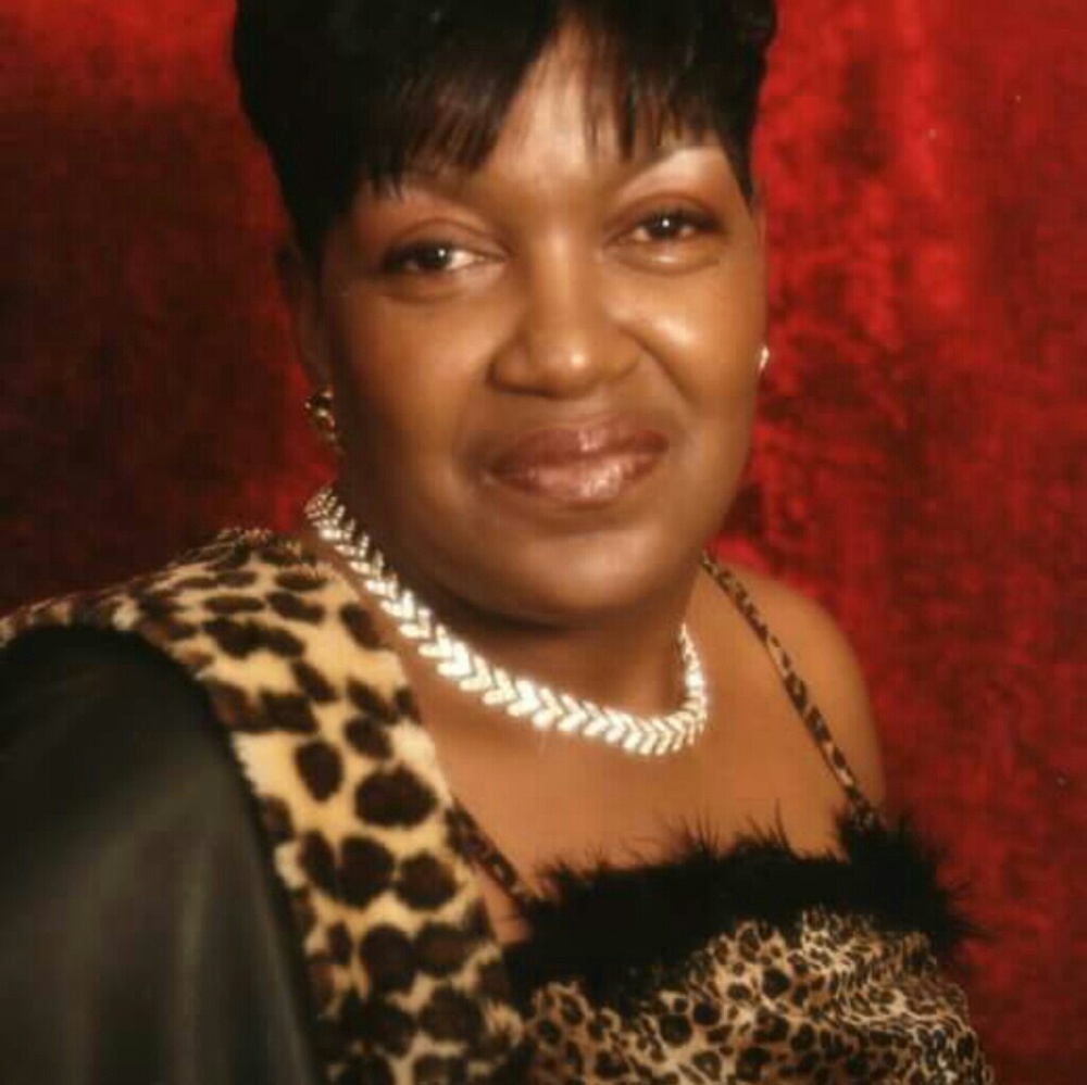 Meet your Posher, Pearlene