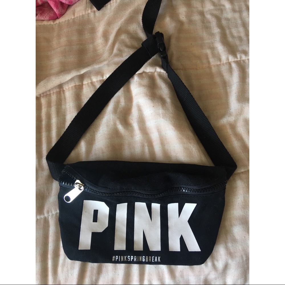 ❌SOLD❌ VS Pink Black Fanny Pack NEW✨