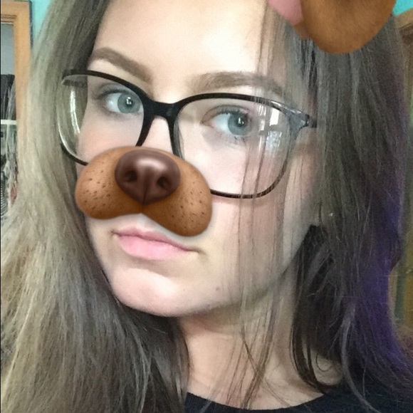 Meet your Posher, Amber - Picture 1 of 1