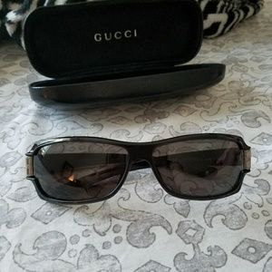 Gucci sunnies