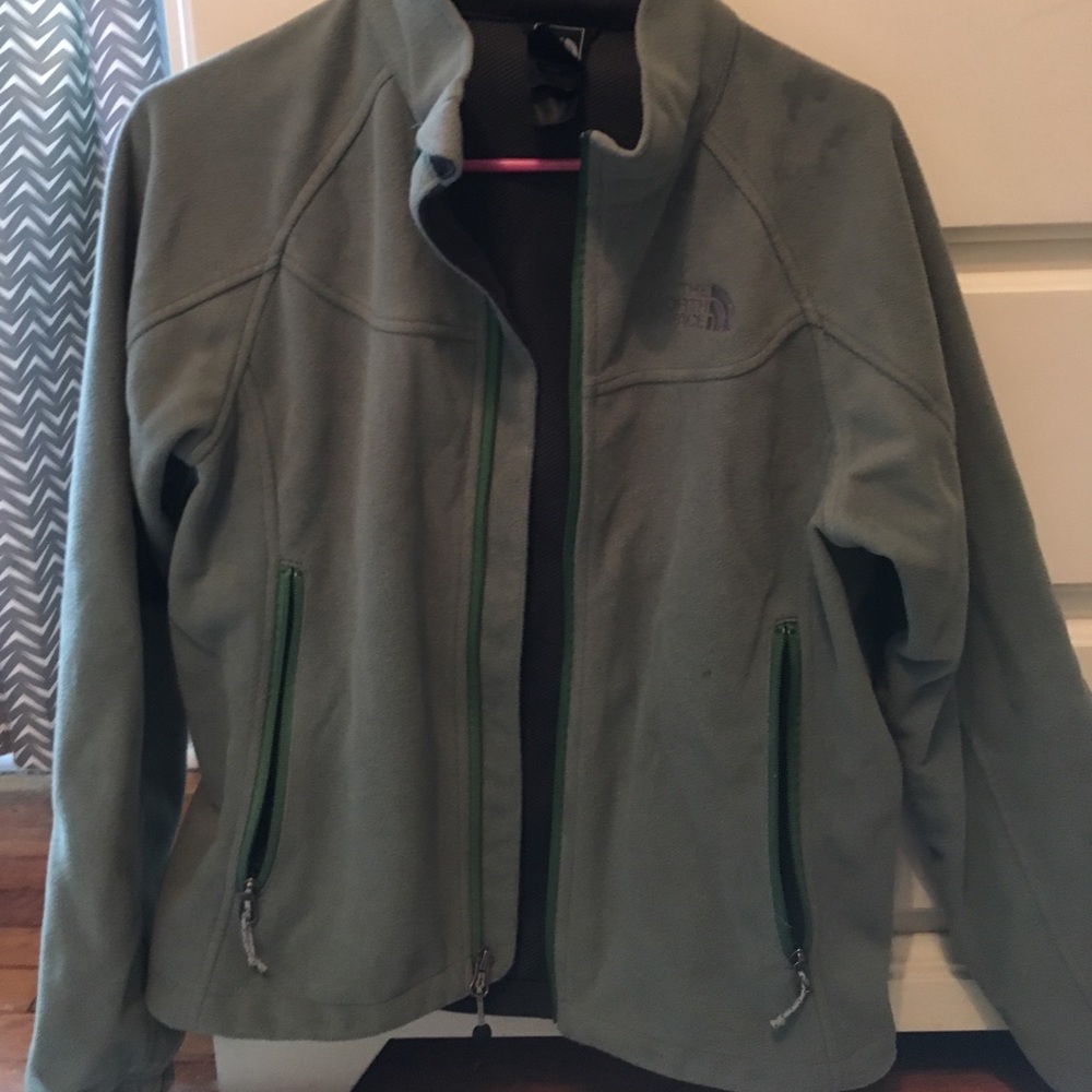 Army green north face jacket