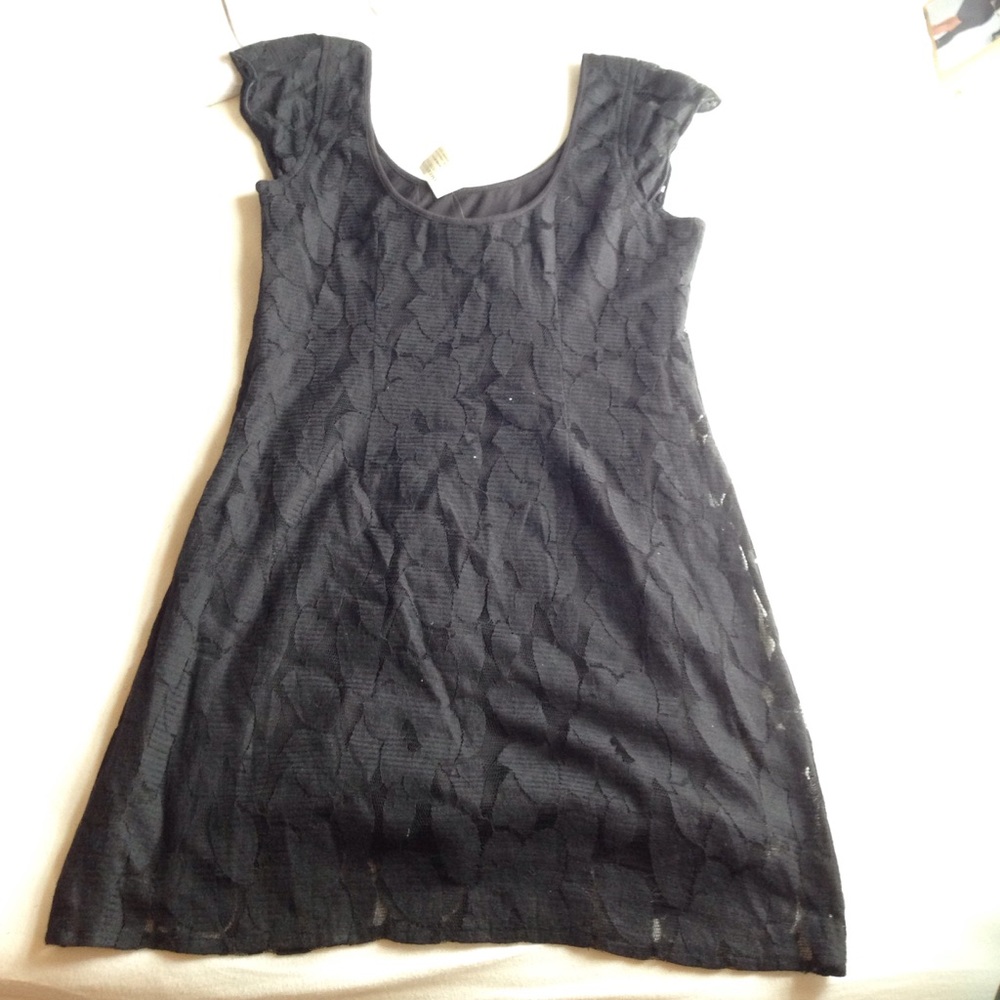 American Eagle Short Sleeve Black Lace Dress