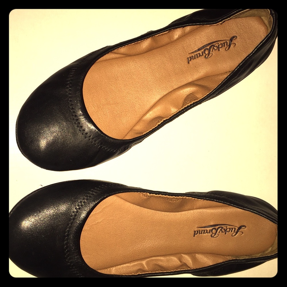 Lucky Brand ballerina flats! Real leather upper!