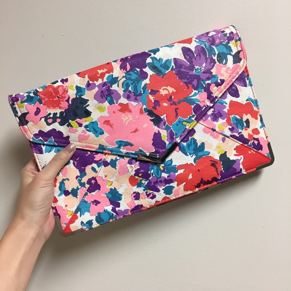 Forever 21 Floral PU Clutch
