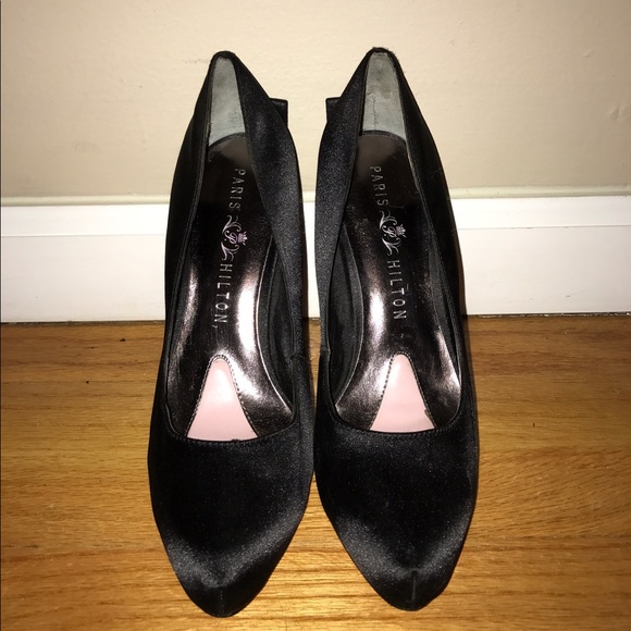 Paris Hilton Satin Black Heels - Picture 2 of 5