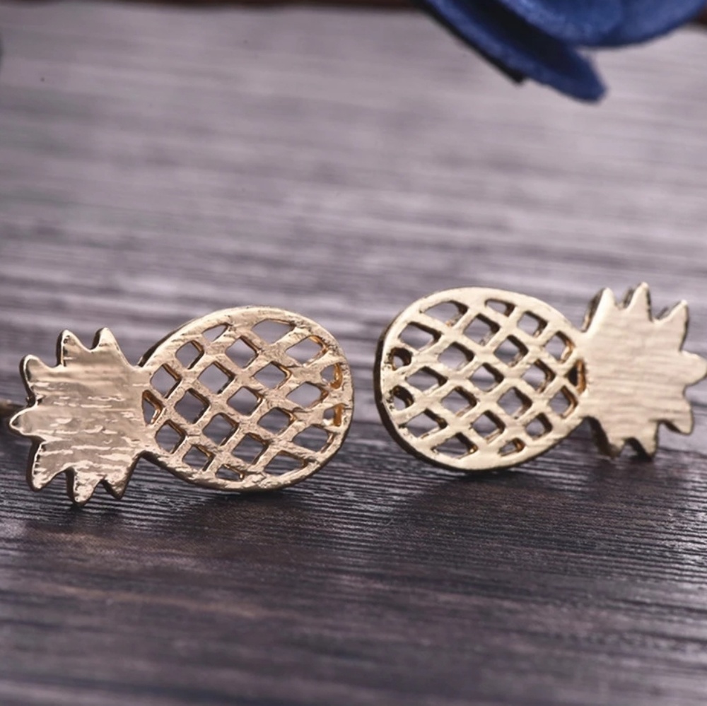 Pineapple earrings