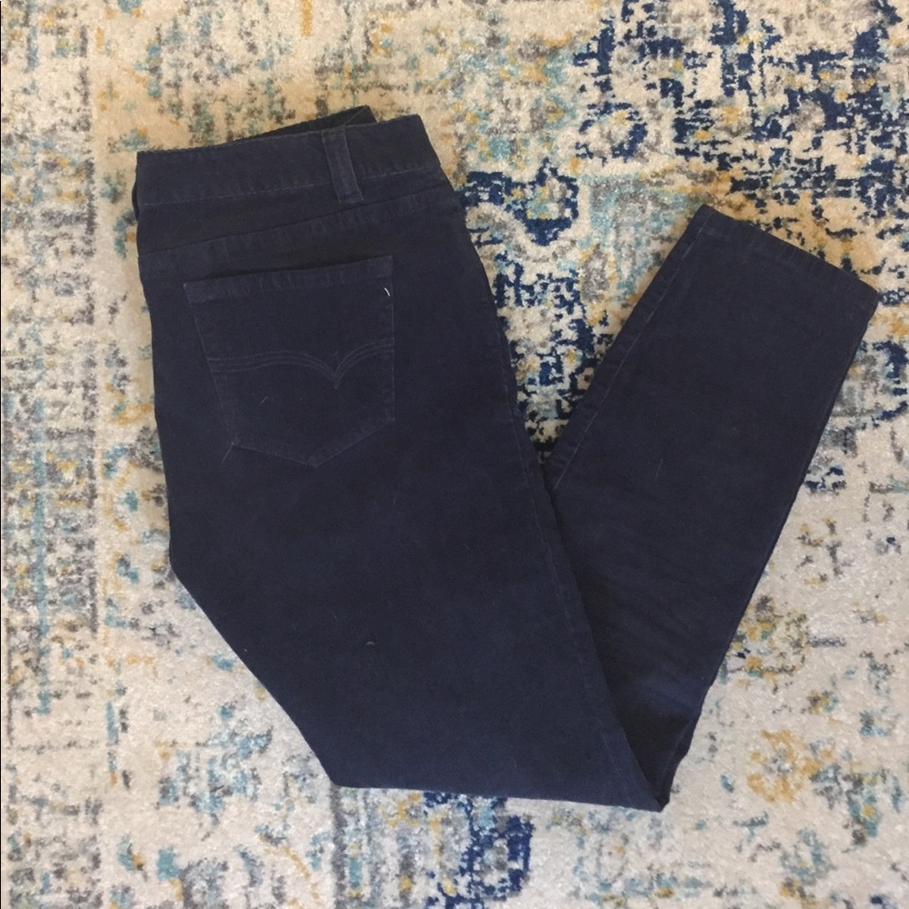 Vineyard Vines Corduroys