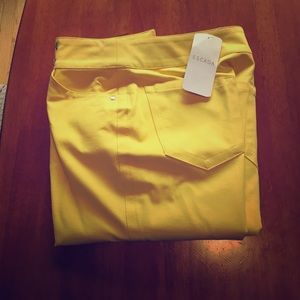 Brand New Escada Jeans US SIZE 10 (UK SIZE 40)