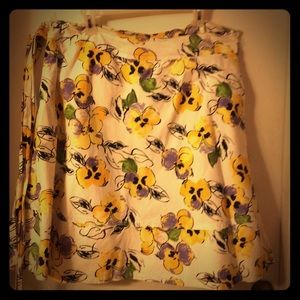 Flower skirt with a belt