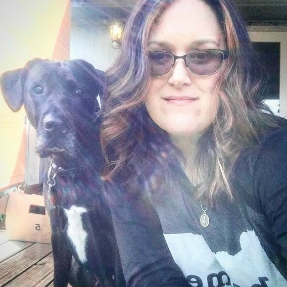 Welcome to my closet! ♡ - Picture 3 of 6