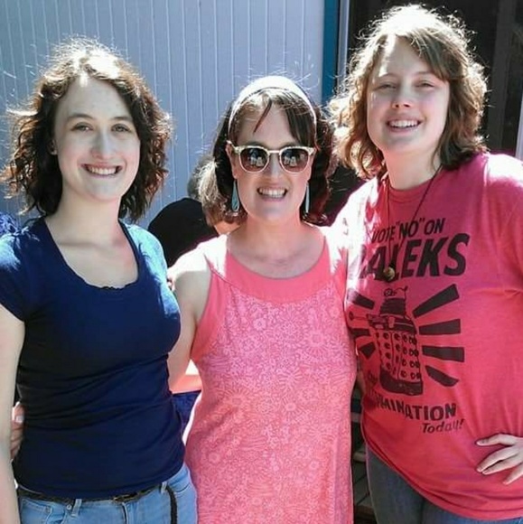 Welcome to my closet! ♡ - Picture 6 of 6