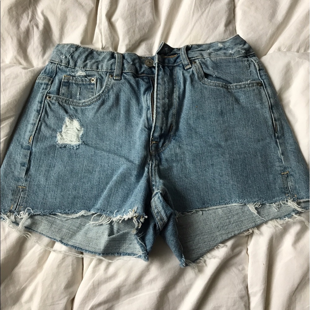 H&M Highwaisted Shorts