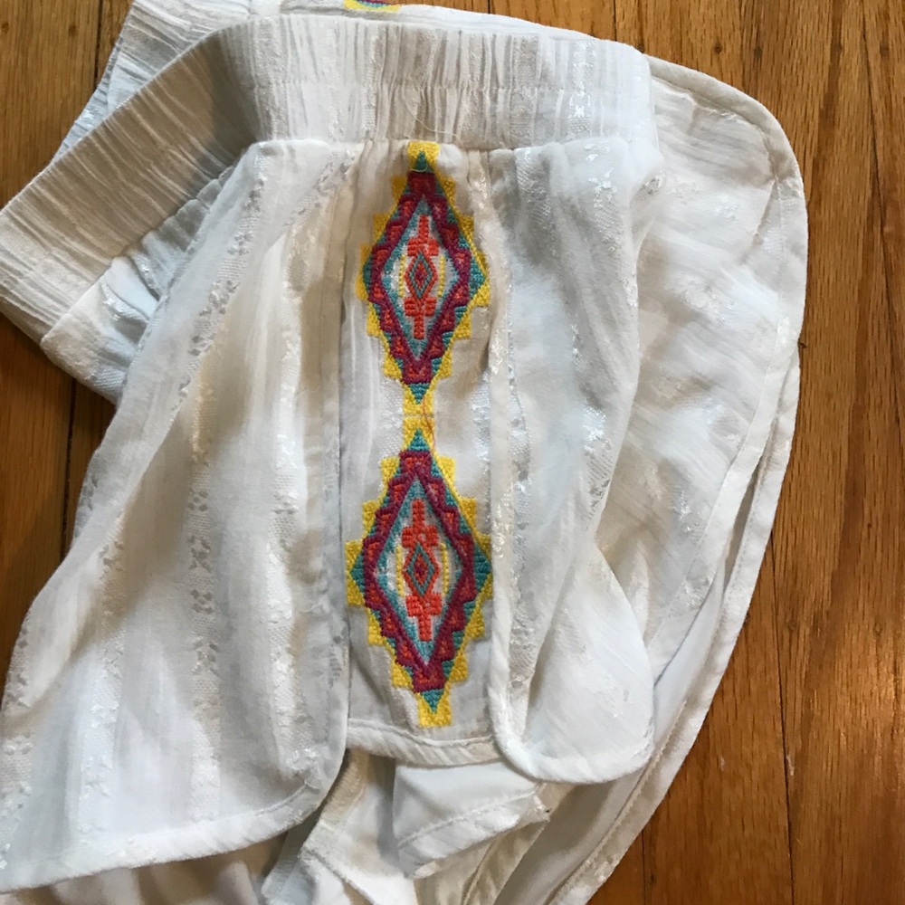 White Flowy Shorts - Picture 2 of 3
