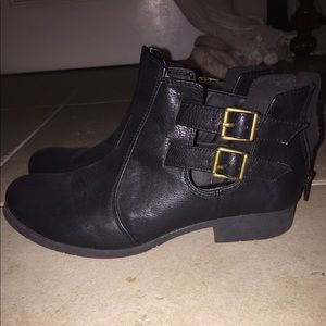 Black buckle ankle booties