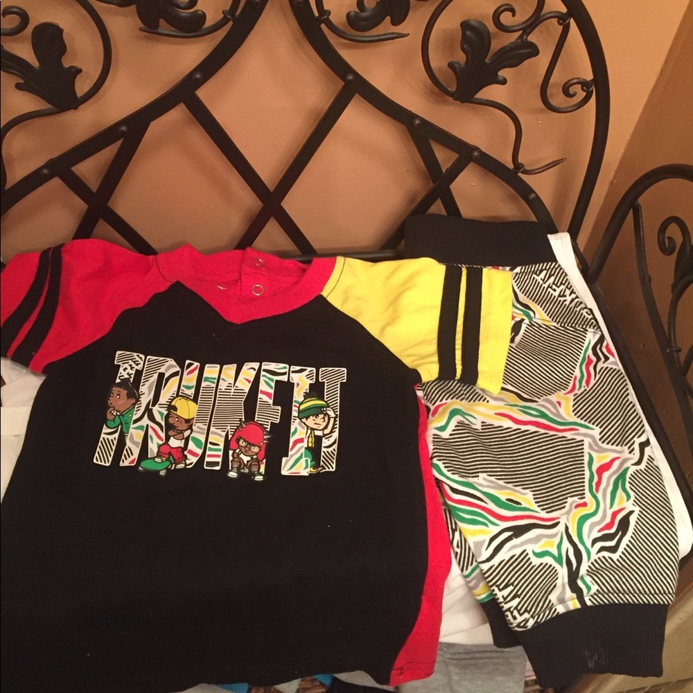 ❌SOLD❌ Trukfit Outfit