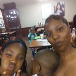 Meet your Posher, Khadijah