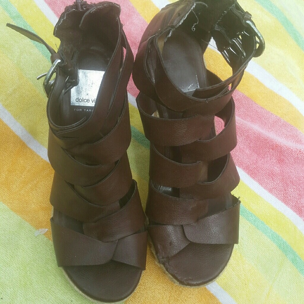 Dolce vita gladiator wedge sandals size 5.5