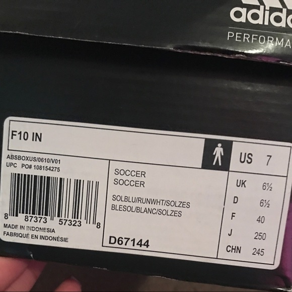 Adidas f10 Soccer Sneakers - Picture 3 of 3