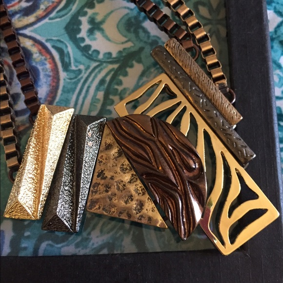 Jewelry - Cute necklace with different colors and details Jewelry - Cute necklace with different colors and details