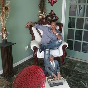 Meet your Posher, Ray