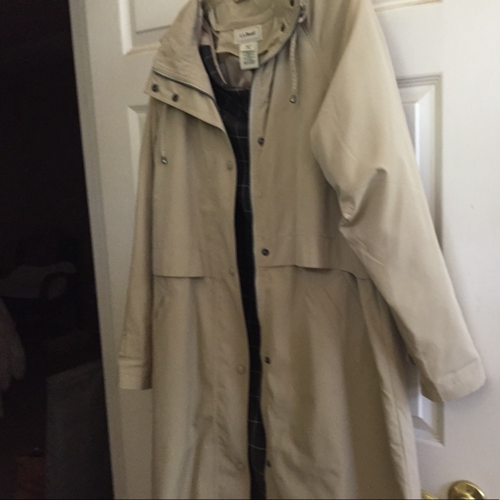 Trench coat