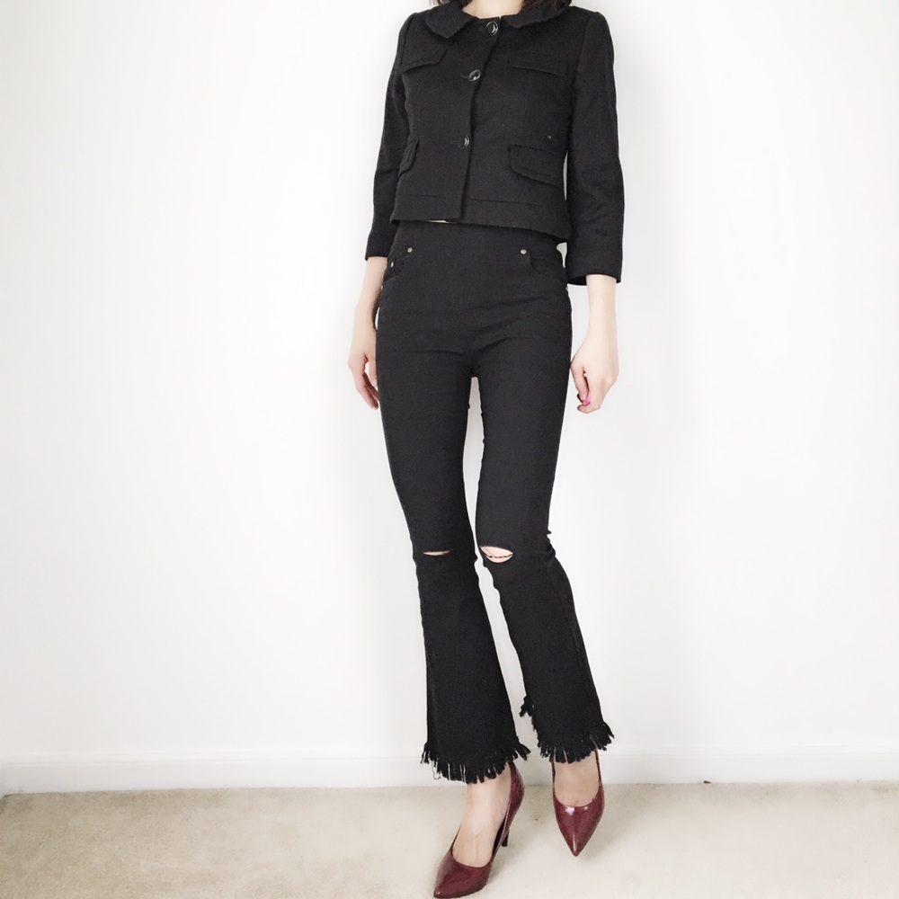 SALE Frayed hem denim pants with cutout knee. - Picture 2 of 6