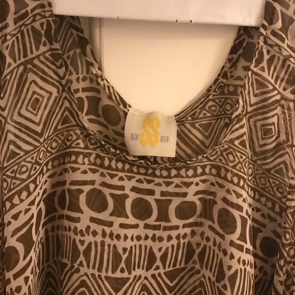 Tank top - Picture 2 of 3