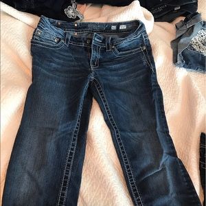 Buckle Jeans