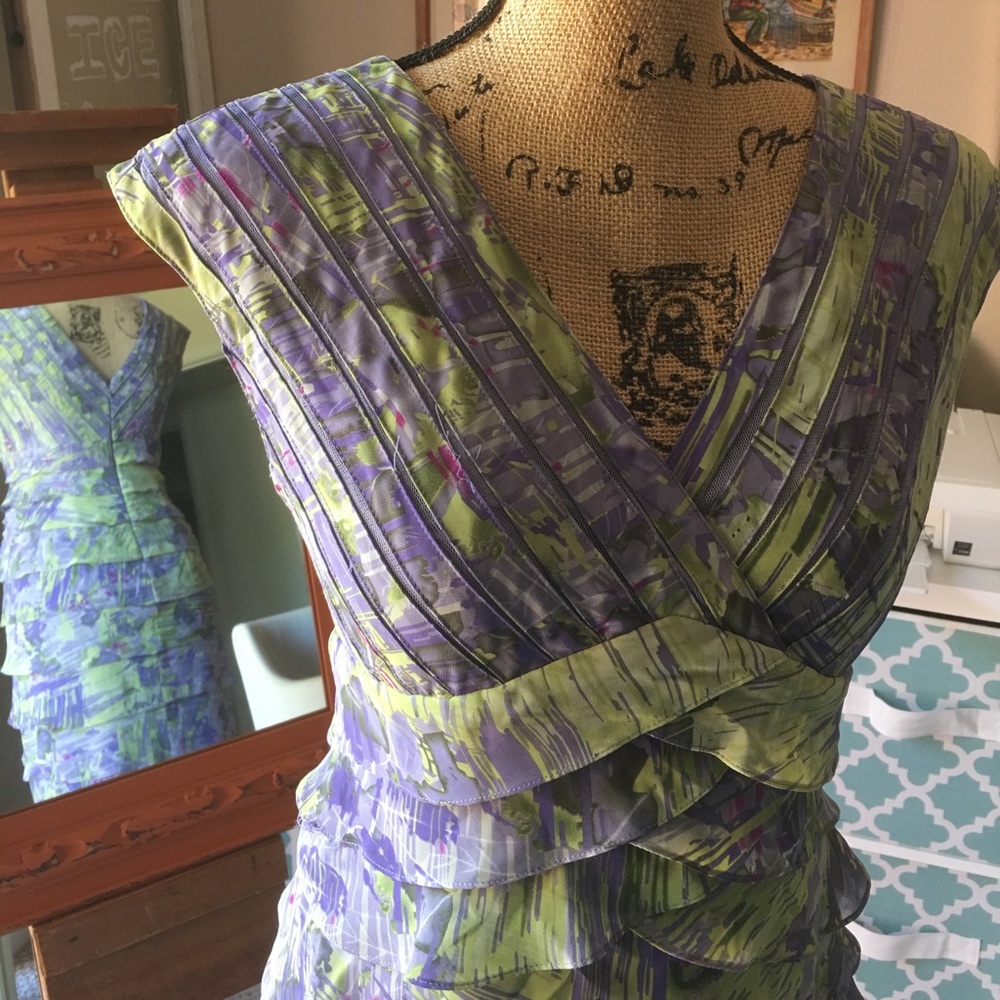 Adrianna Pappell size 4 - formal dress