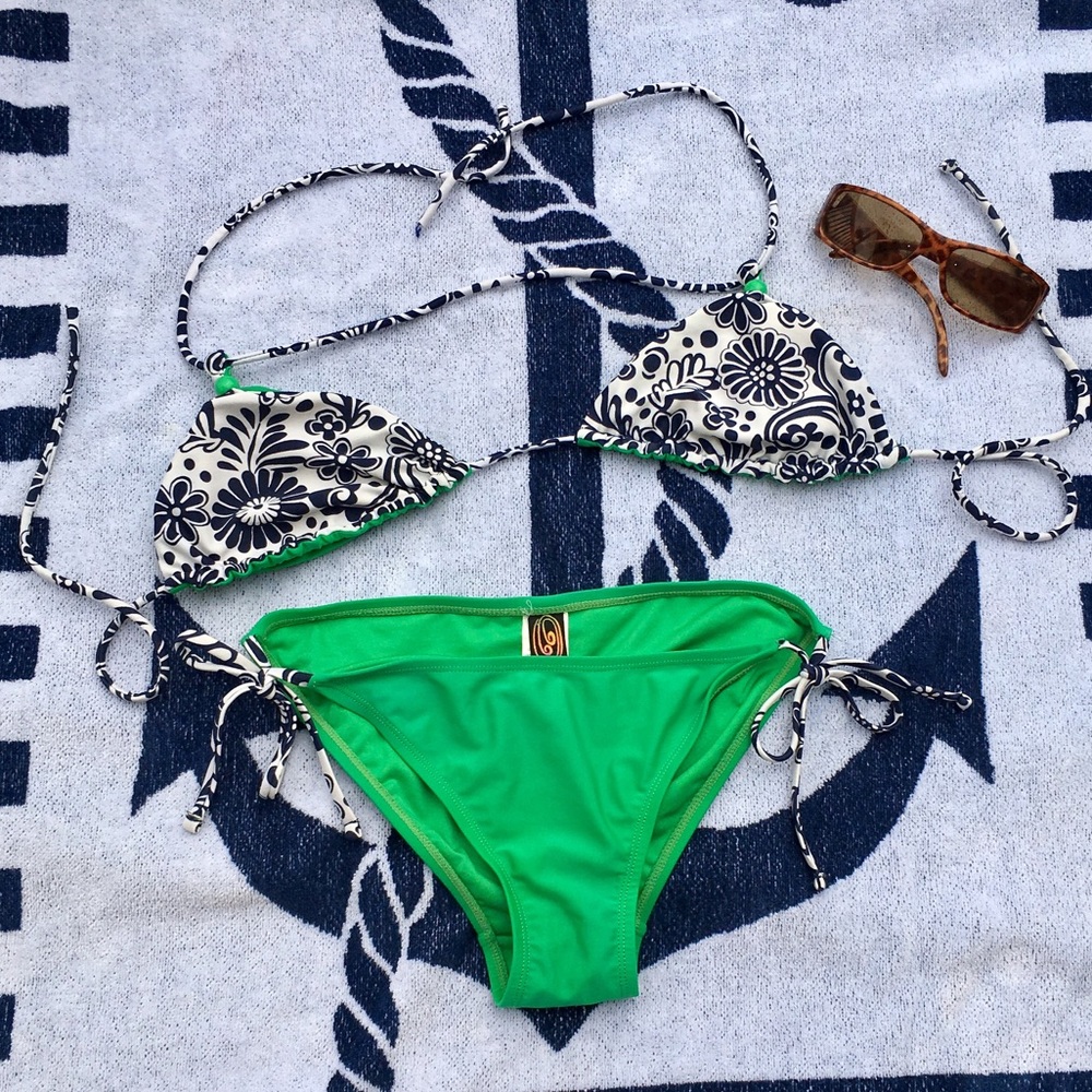 Super Cute Bikini 👙 Small