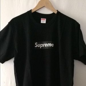supreme old logo