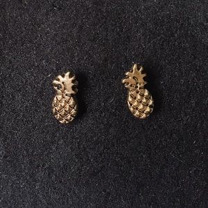 Pineapple earring studs