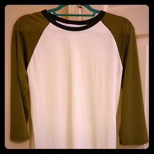 Medium LulaRoe Randy