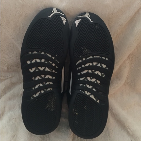 Nike Men's Air Jordan 12 Retro - Picture 4 of 4