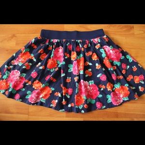 floral print skirt