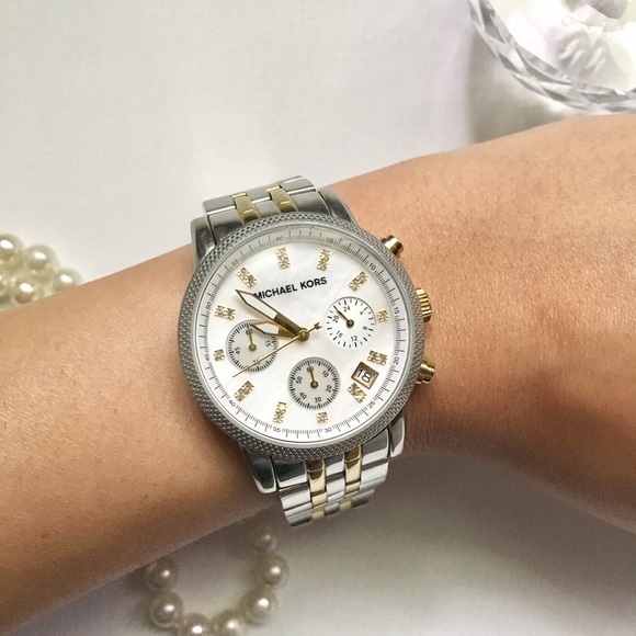 Michael Kors MK5057 Two-toned Watch