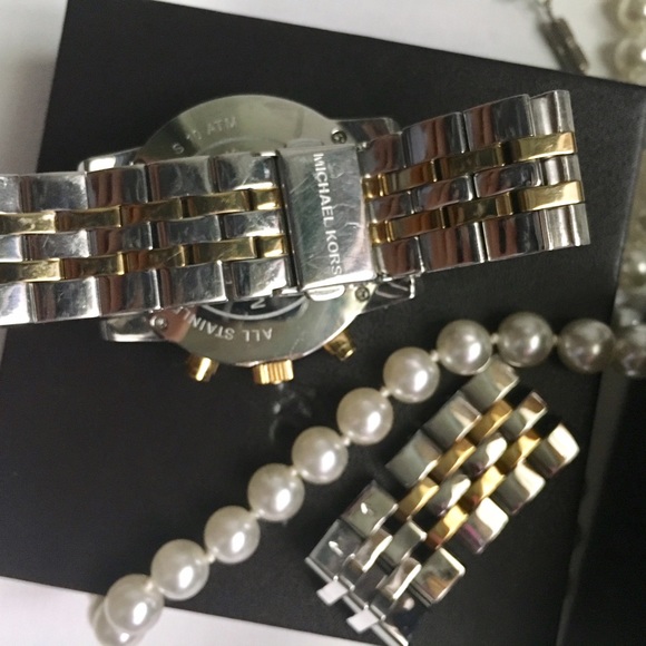 Michael Kors MK5057 Two-toned Watch