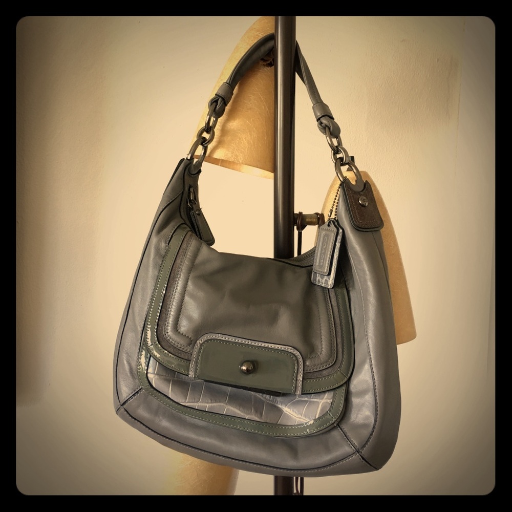 Leather shoulder bag